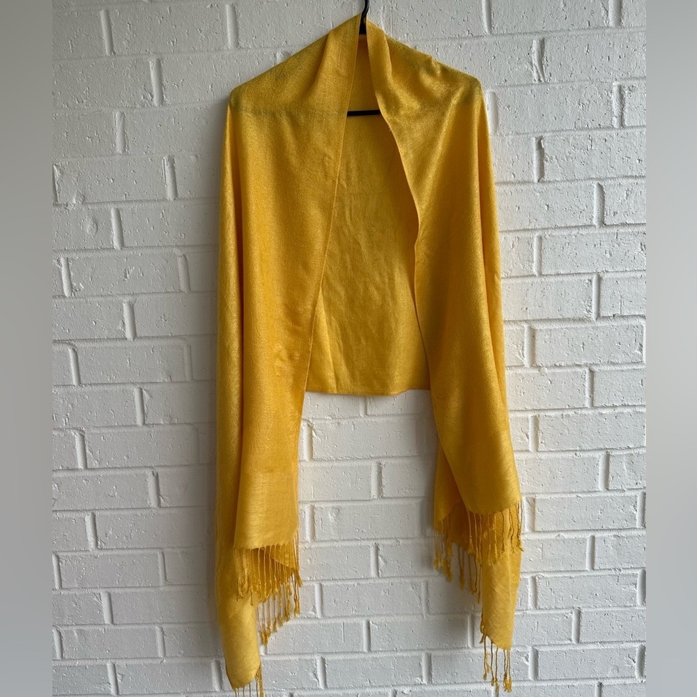 Elegant Yellow Scarf with 3.5” Fringe on the edges. Paisley design Tone on tone